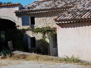 exterieur maison bleue